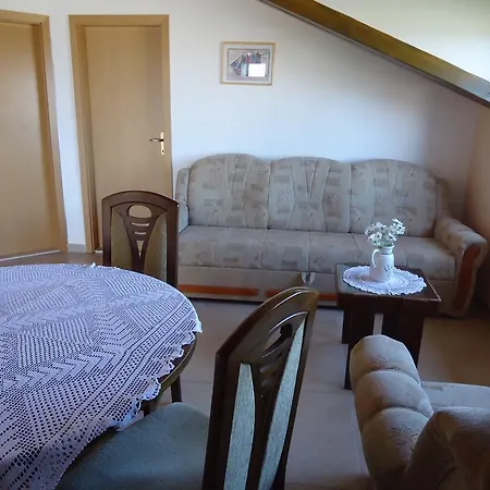 Tudor - Apartamento Brusje