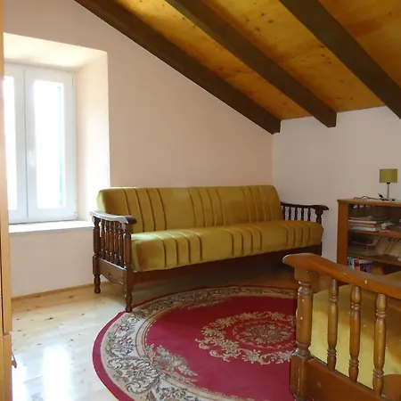 Apartamento Tudor - *